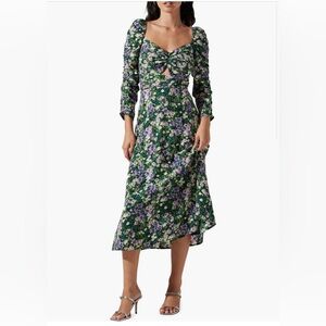 ASTR the Label NWOT
Floral Keyhole Long Sleeve
Midi Dress SZ L